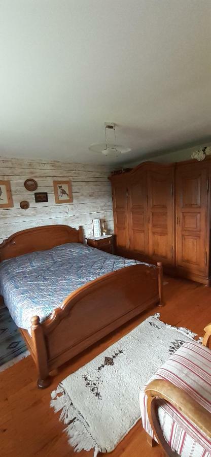 Les Lupins Bed & Breakfast Geishouse Екстериор снимка